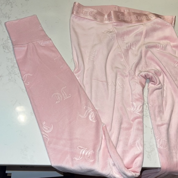 Juicy couture pj set size small - Picture 5 of 5